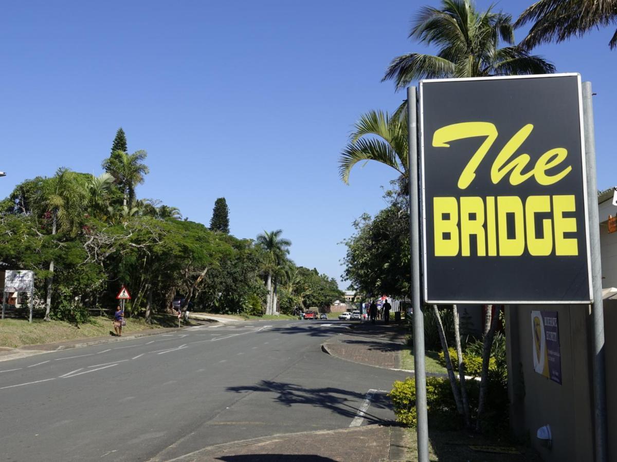 South Seas Safari @ The Bridge Apartments St Lucia Exterior photo